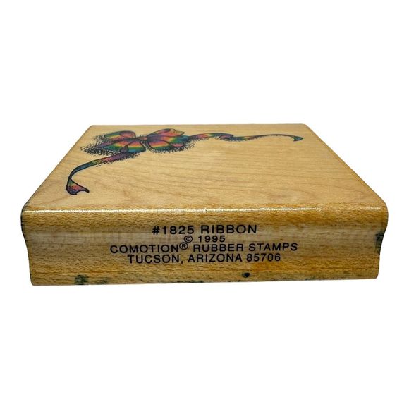 Comotion Corner Ribbon Bow Wood Mounted Rubber Stamp #1825 Rainbow - Picture 3 of 4